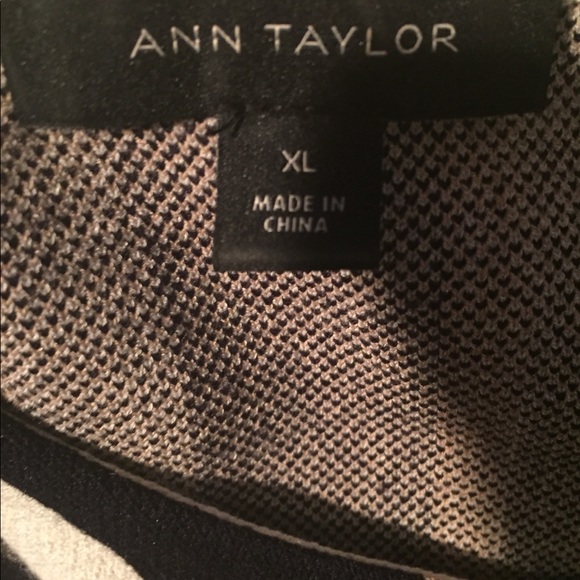 Ann Taylor sweater , used - Picture 5 of 8